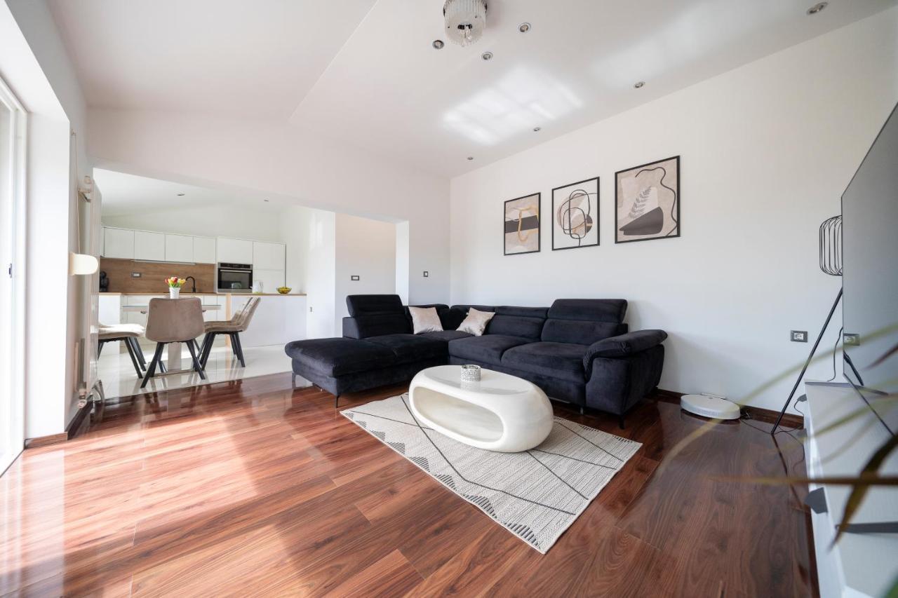Apartment Absolute Gray Задар Екстериор снимка