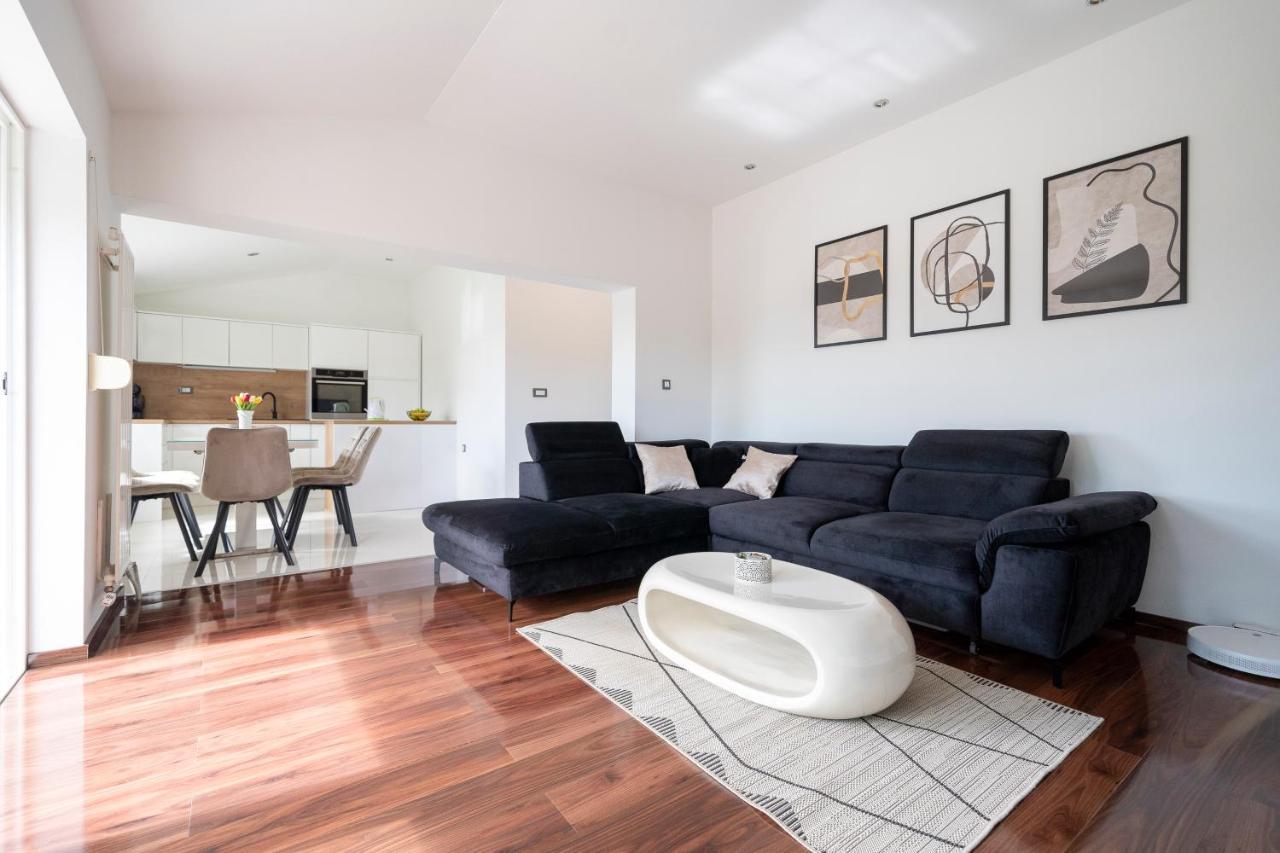 Apartment Absolute Gray Задар Екстериор снимка
